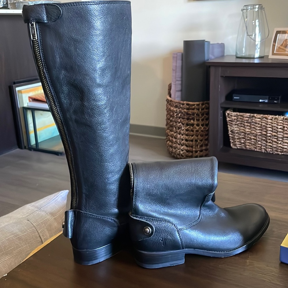 GUC Frye black boots